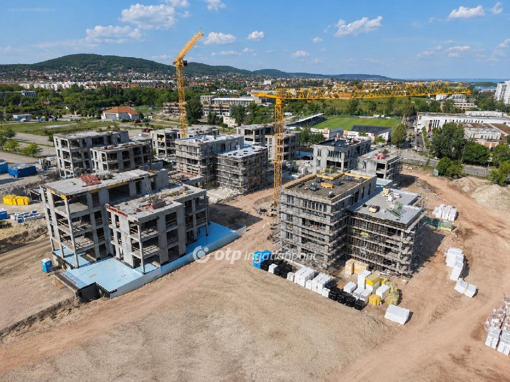 Lakás · 3 hálószoba · 89 m² · 218.127.000 Ft