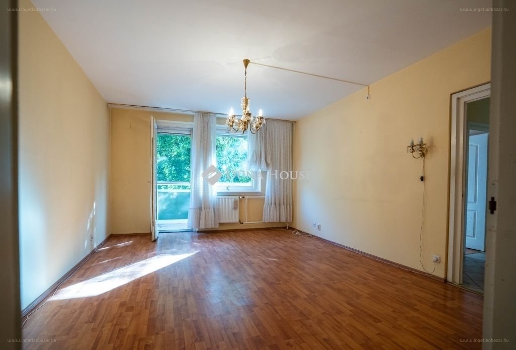 Lakás · 3 hálószoba · 59 m² · 64.900.000 Ft