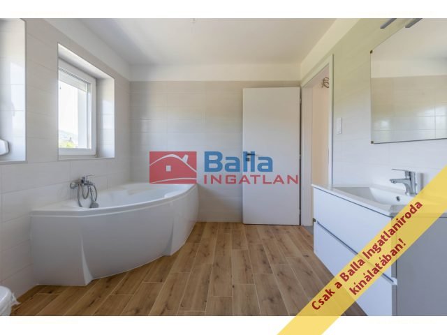 Ház · 3 hálószoba · 98 m² · 79.900.000 Ft