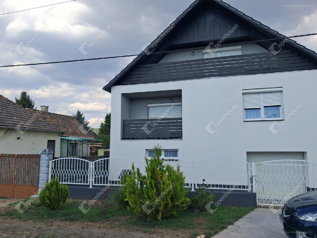 Ház · 3 hálószoba · 249 m² · 180.000.000 Ft