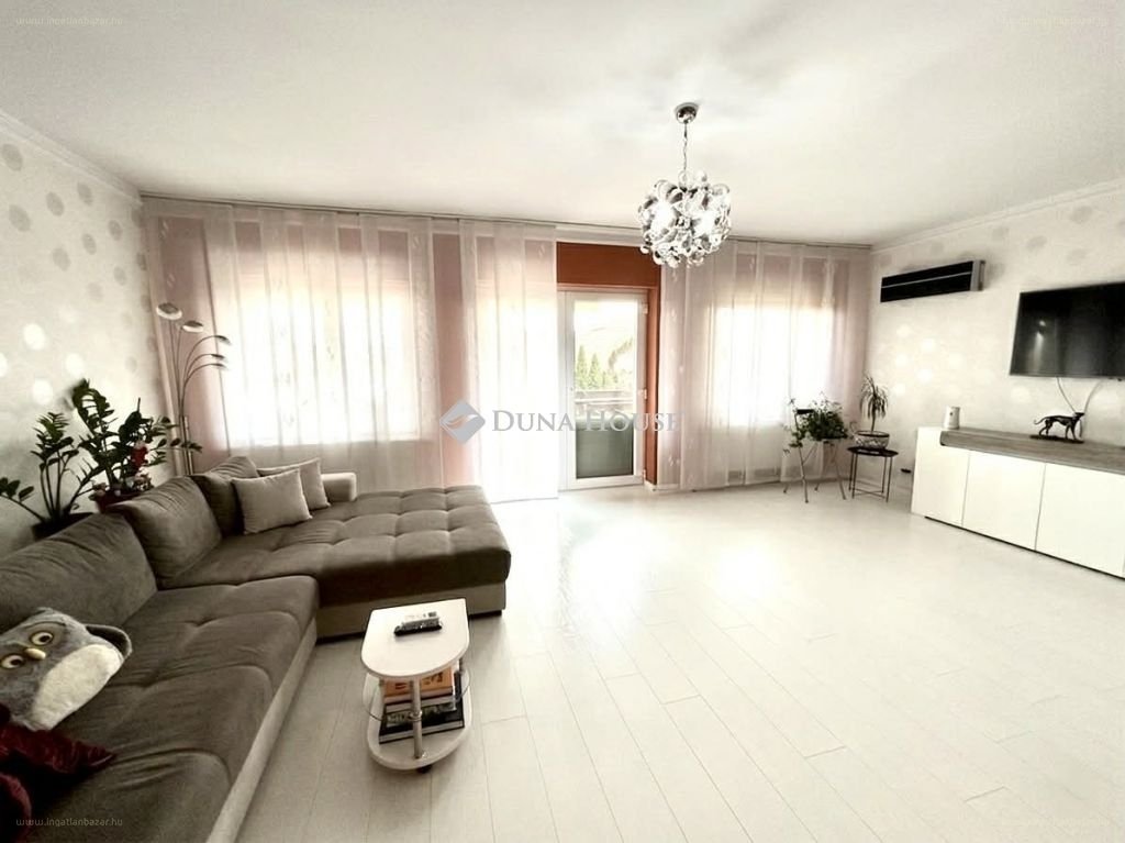 4 bed · 187m² · Családi ház · 159.000.000 ft