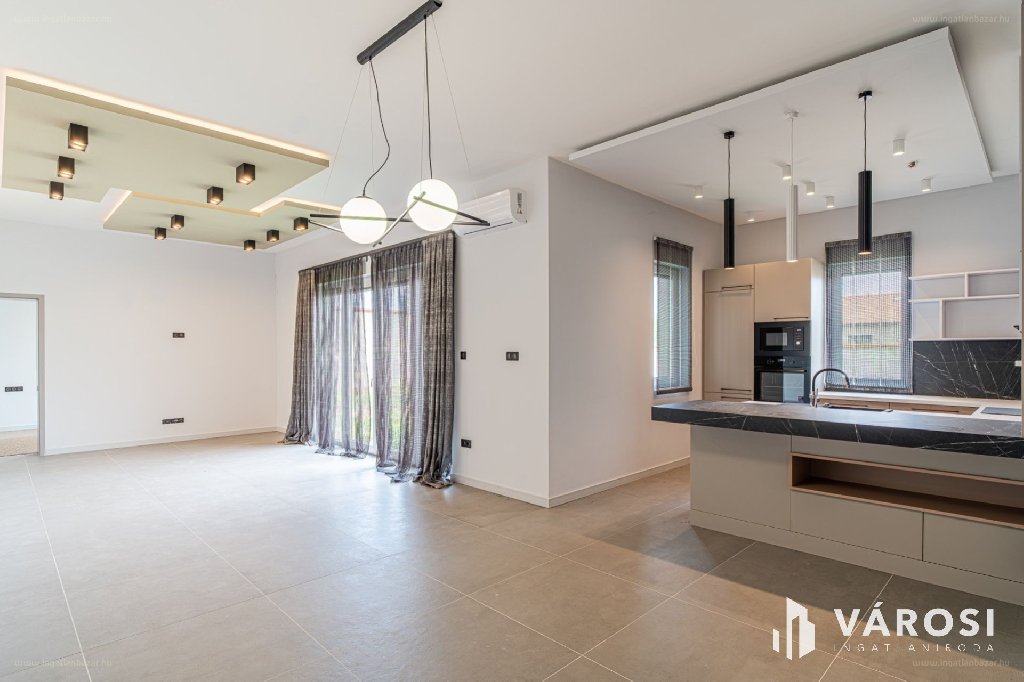 5 bed · 181m² · Családi ház · 259.900.000 ft