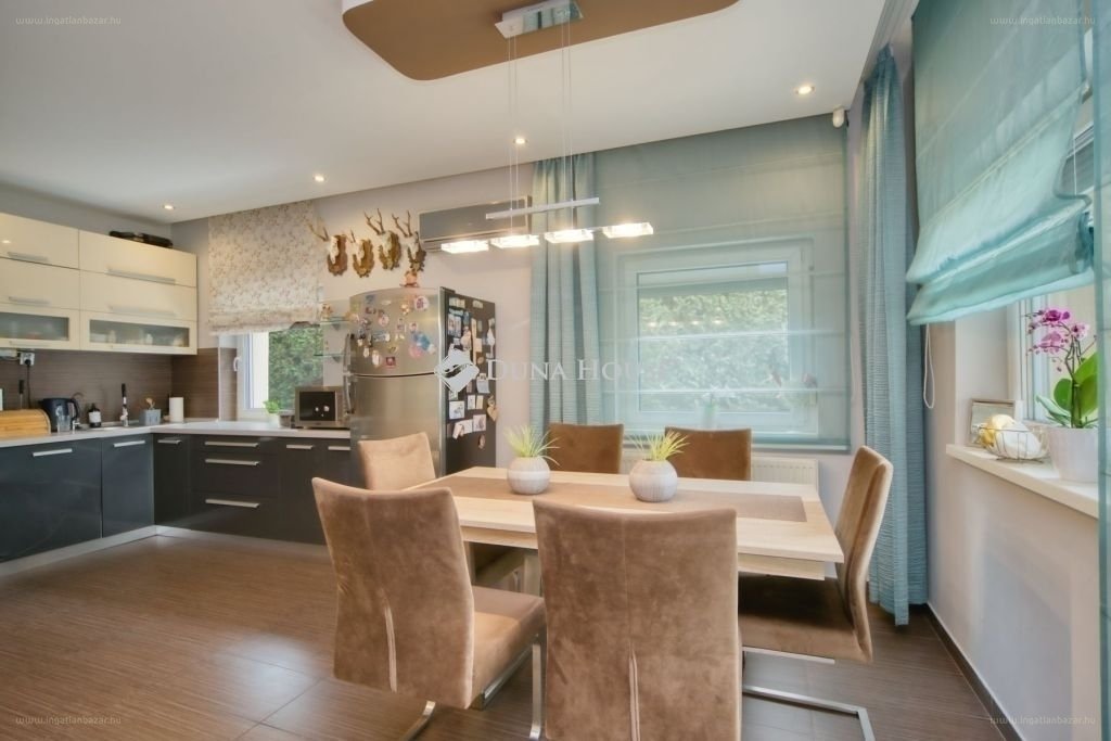 5 bed · 190m² · Családi ház · 189.900.000 ft