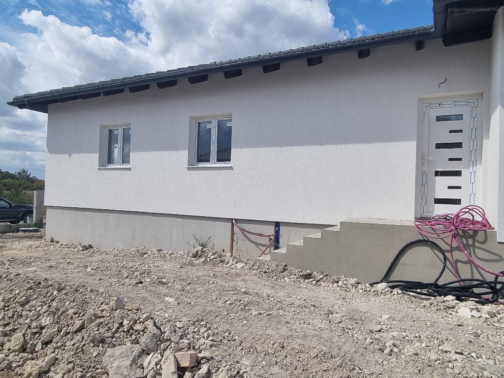 3 bed · 63m² · Ház · 54.000.000 ft