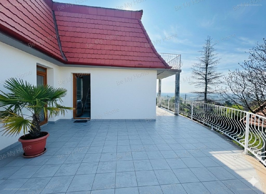 5 bed · 200m² · Ház · 149.000.000 ft