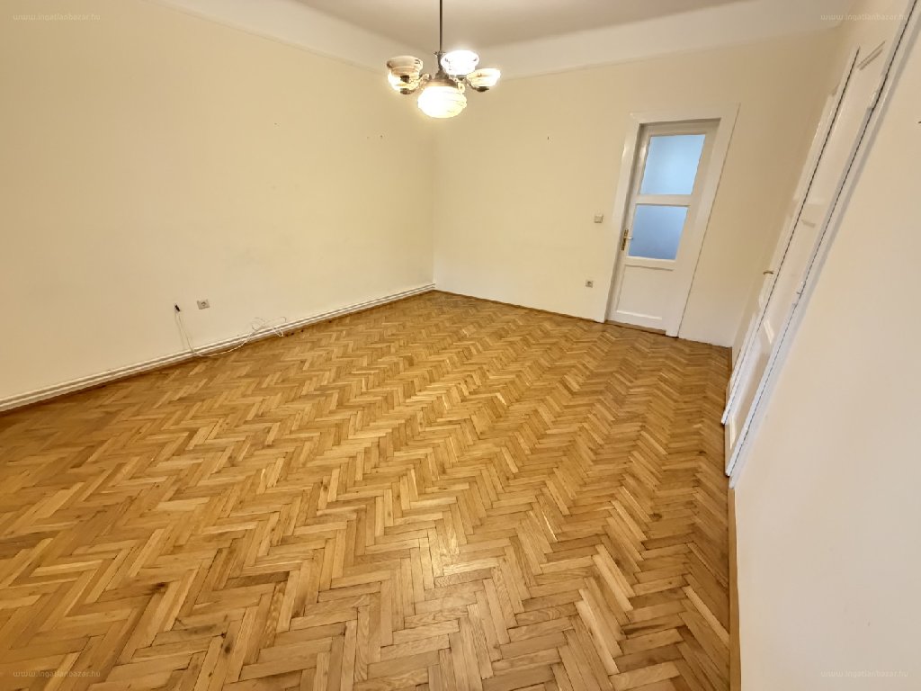 Belváros, Kaposvár, ingatlan, kiadó, lakás, 112 m2