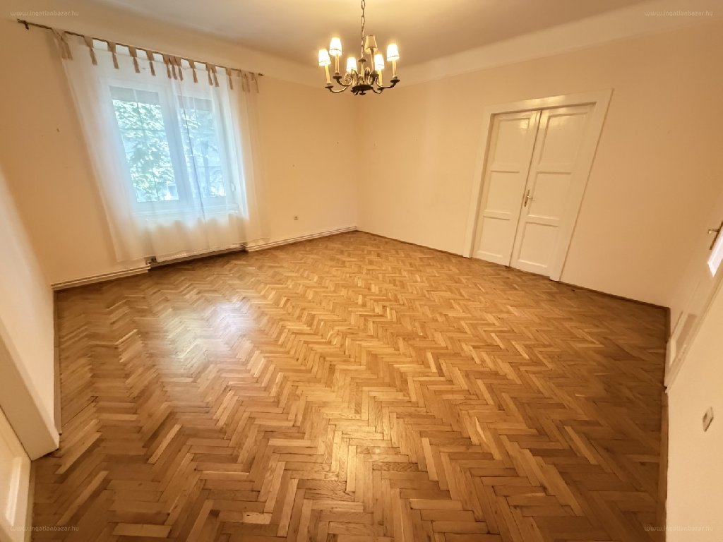 Belváros, Kaposvár, ingatlan, kiadó, lakás, 112 m2