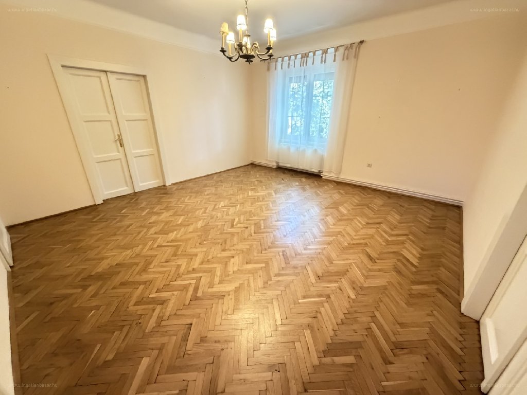 Belváros, Kaposvár, ingatlan, kiadó, lakás, 112 m2