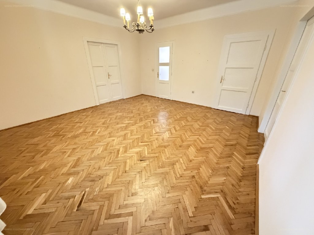 Belváros, Kaposvár, ingatlan, kiadó, lakás, 112 m2