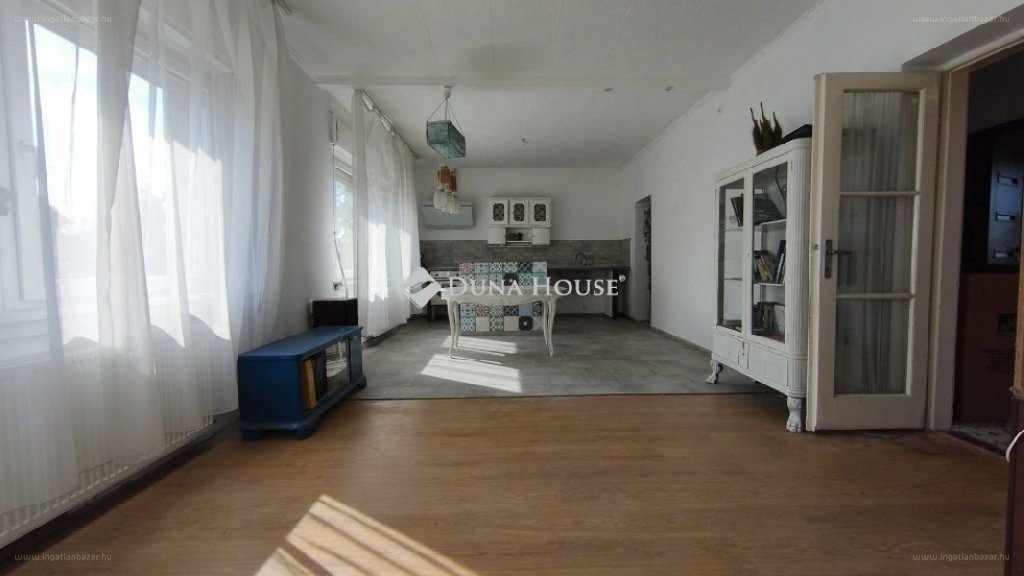 Ház · 5 hálószoba · 207 m² · 65.000.000 Ft