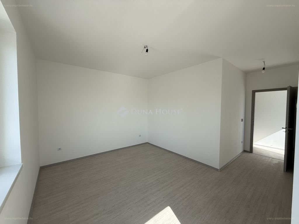 3 bed · 110m² · Ház · 125.000.000 ft