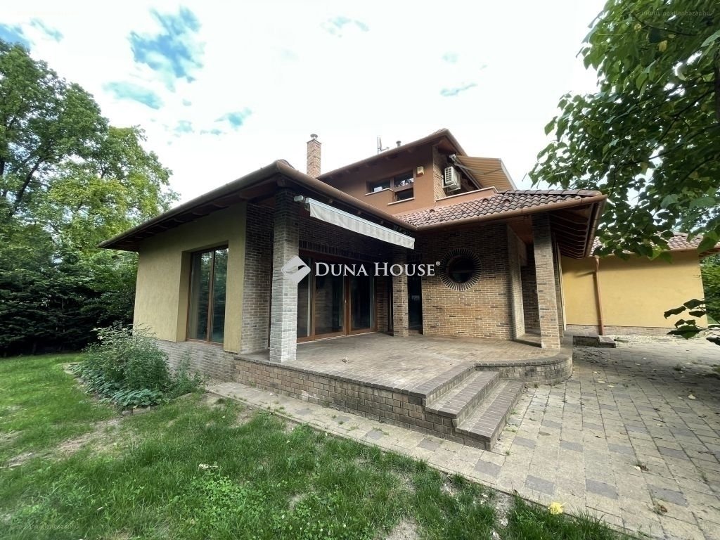 4 bed · 235m² · Családi ház · 255.000.000 ft
