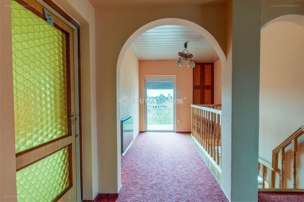 Ház · 5 hálószoba · 211 m² · 139.990.000 Ft