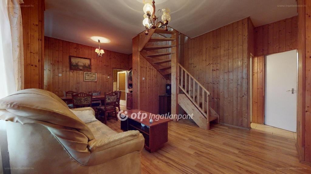 Családi ház · 4 hálószoba · 180 m² · 42.900.000 Ft