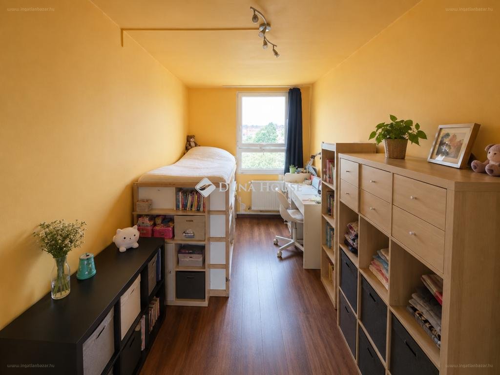 Lakás · 3 hálószoba · 64 m² · 67.900.000 Ft