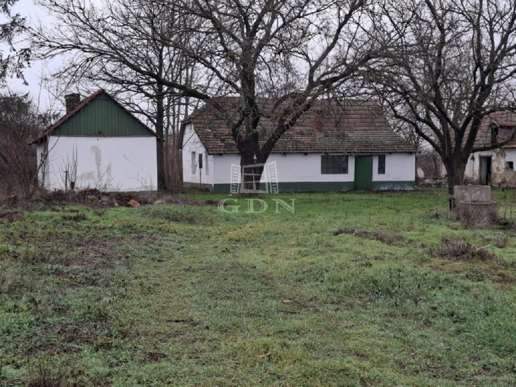 2 bed · 60m² · Családi ház · 18.300.000 ft