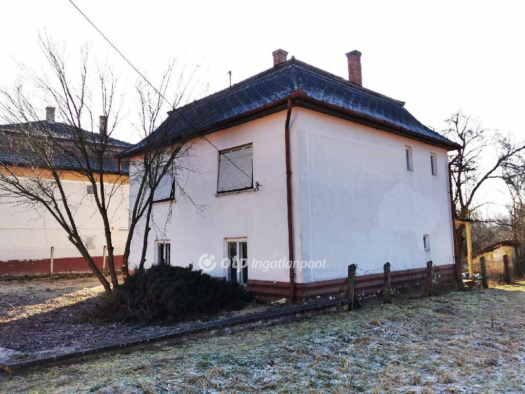 4 bed · 122m² · Családi ház · 12.000.000 ft