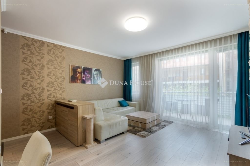 3 bed · 74m² · Lakás · 111.000.000 ft