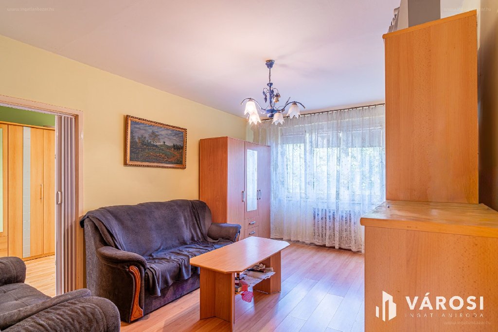 Lakás · 4 hálószoba · 72 m² · 64.900.000 Ft