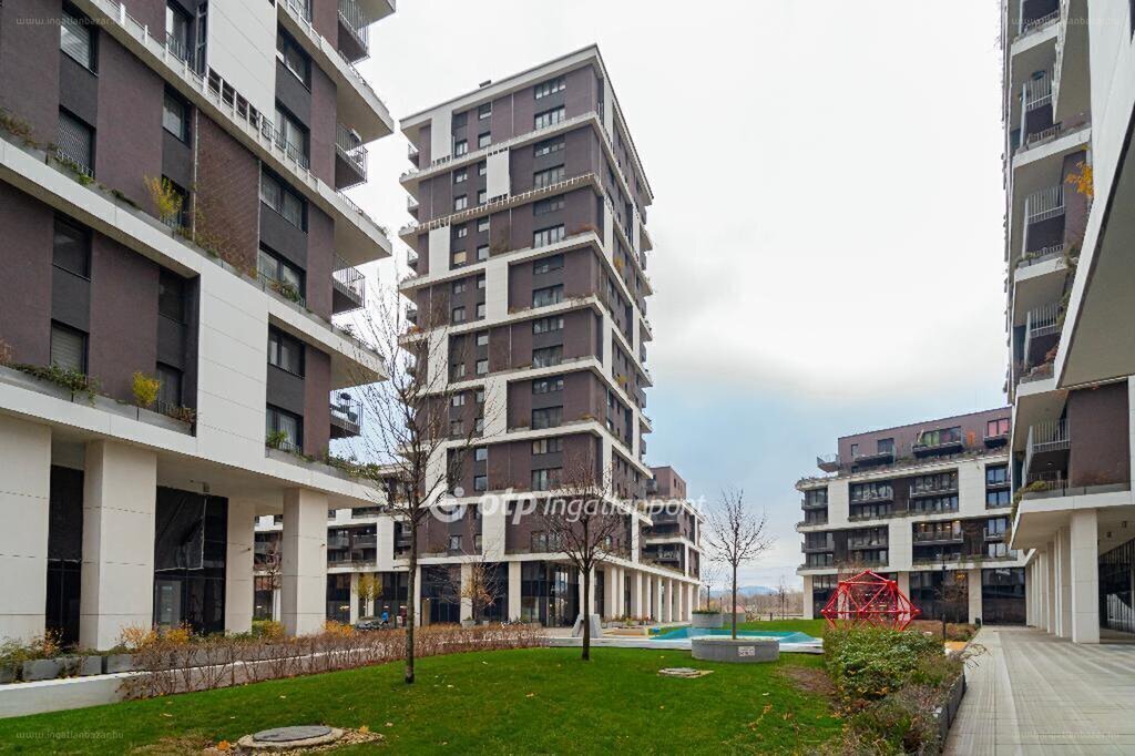 Lakás · 4 hálószoba · 86 m² · 172.000.000 Ft