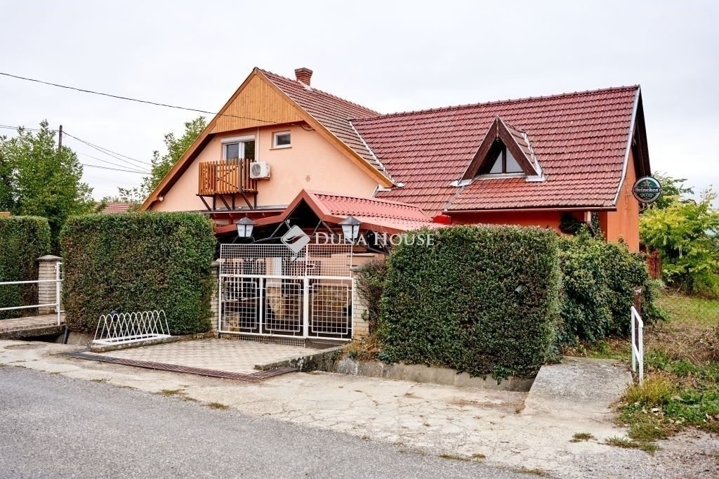 4 bed · 168m² · Családi ház · 119.000.000 ft