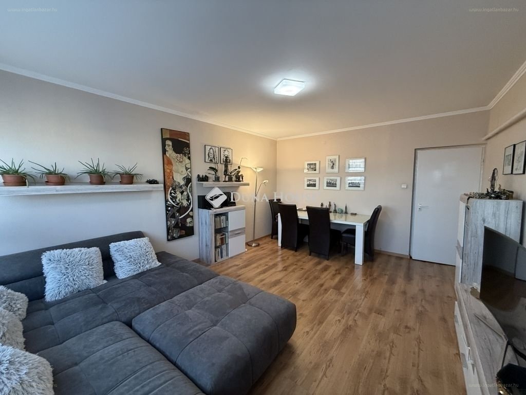 Lakás · 2 hálószoba · 49 m² · 73.900.000 Ft