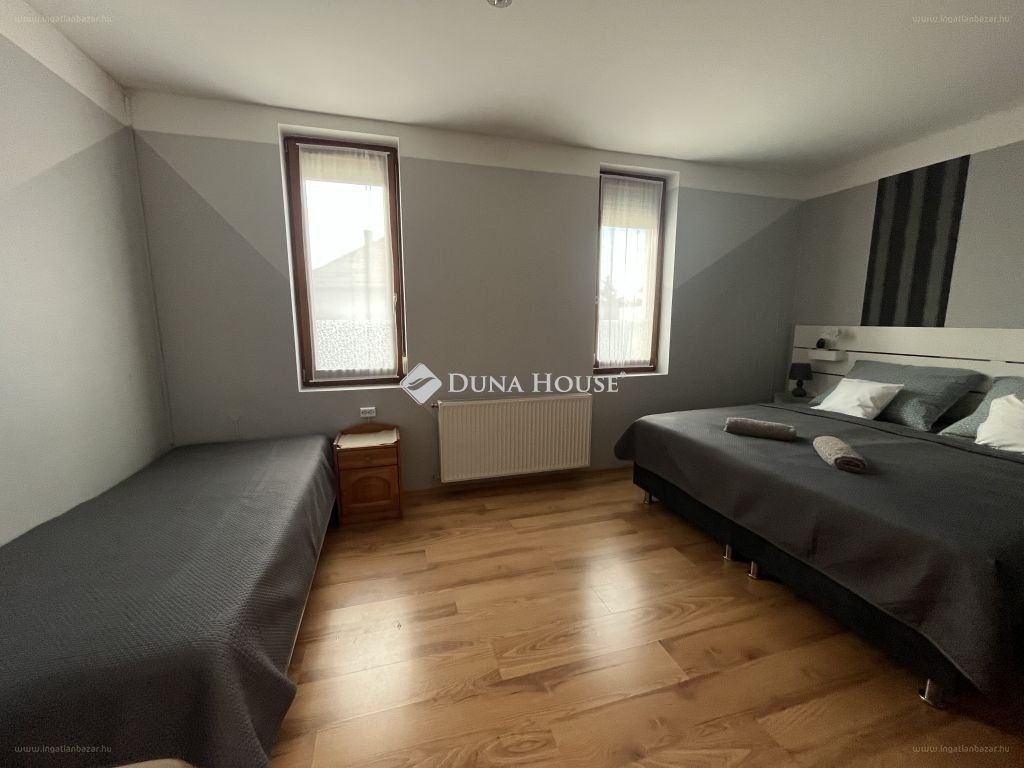 6 bed · 136m² · Lakás · 99.990.000 ft