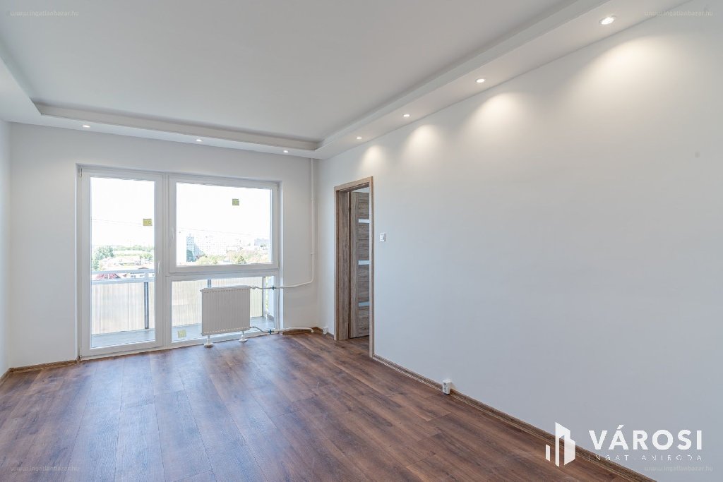 Lakás · 4 hálószoba · 75 m² · 74.900.000 Ft