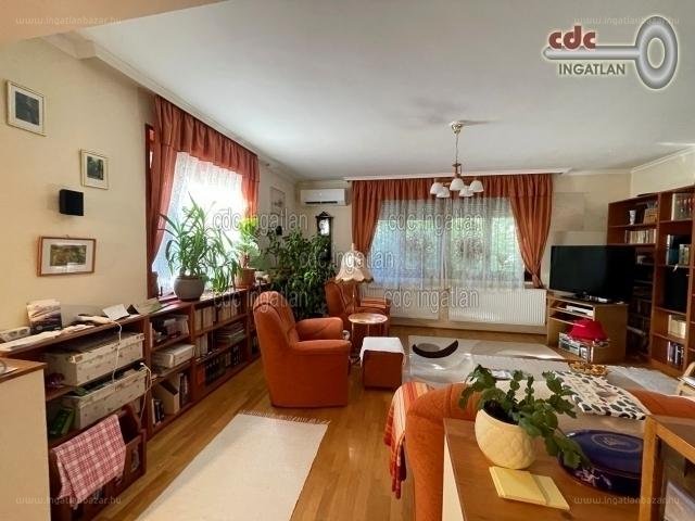 3 bed · 250m² · Családi ház · 174.900.000 ft