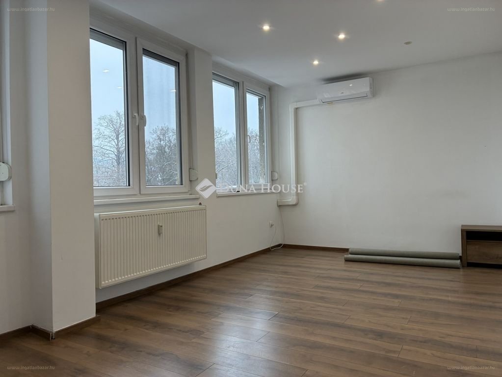 Lakás · 3 hálószoba · 70 m² · 119.000.000 Ft