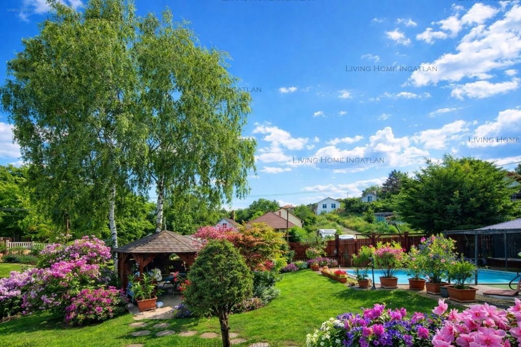 Ház · 6 hálószoba · 388 m² · 249.900.000 Ft