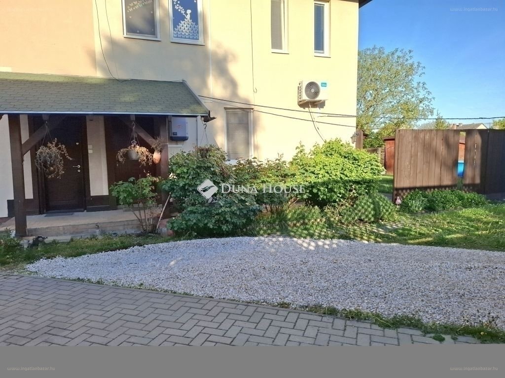 Lakás · 4 hálószoba · 66 m² · 62.900.000 Ft