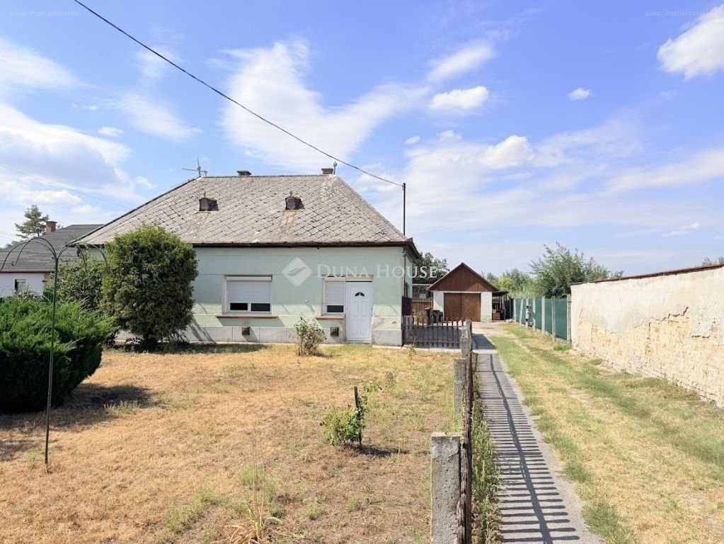 5 bed · 121m² · Családi ház · 84.700.000 ft