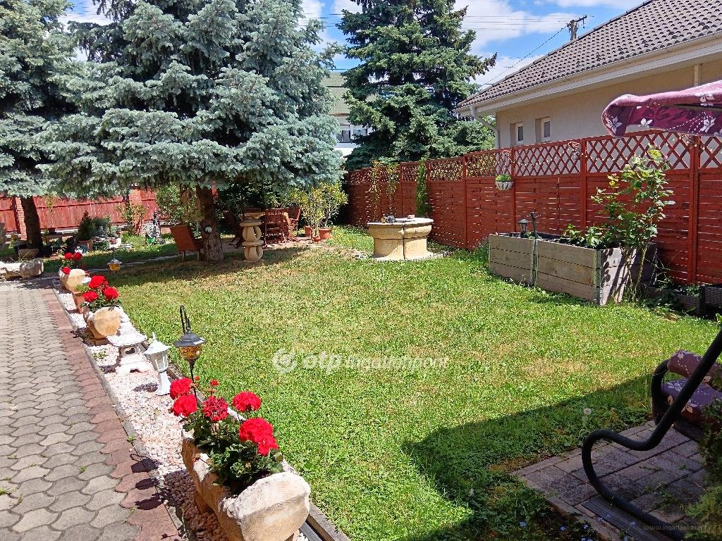 Ház · 6 hálószoba · 180 m² · 151.900.000 Ft