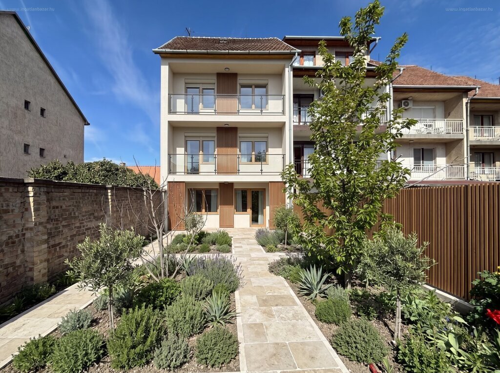 Ház · 5 hálószoba · 150 m² · 89.900.000 Ft