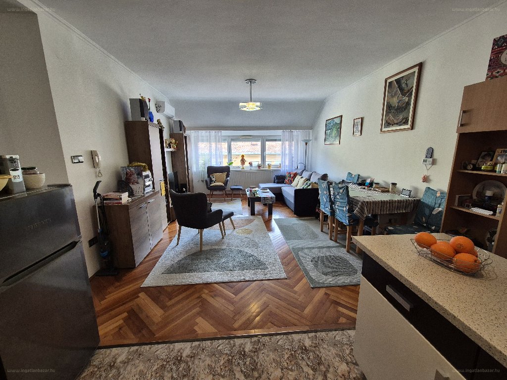 Lakás · 3 hálószoba · 90 m² · 87.900.000 Ft