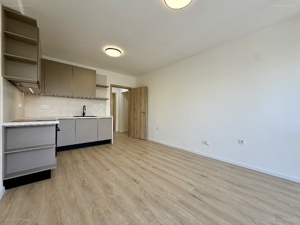 Lakás · 3 hálószoba · 59 m² · 56.900.000 Ft