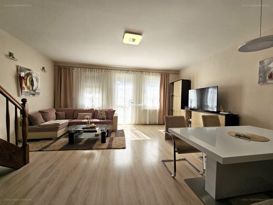3 bed · 100m² · Ház · 89.900.000 ft