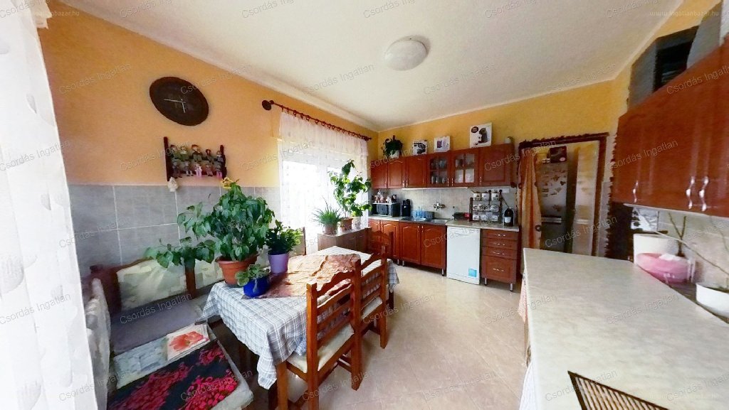 3 bed · 105m² · Családi ház · 79.000.000 ft