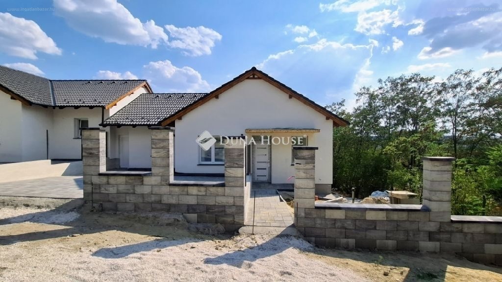 4 bed · 88m² · Családi ház · 99.900.000 ft