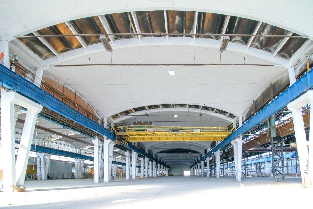 Üzlethelyiség · 25000 m² · 350.000.000 Ft