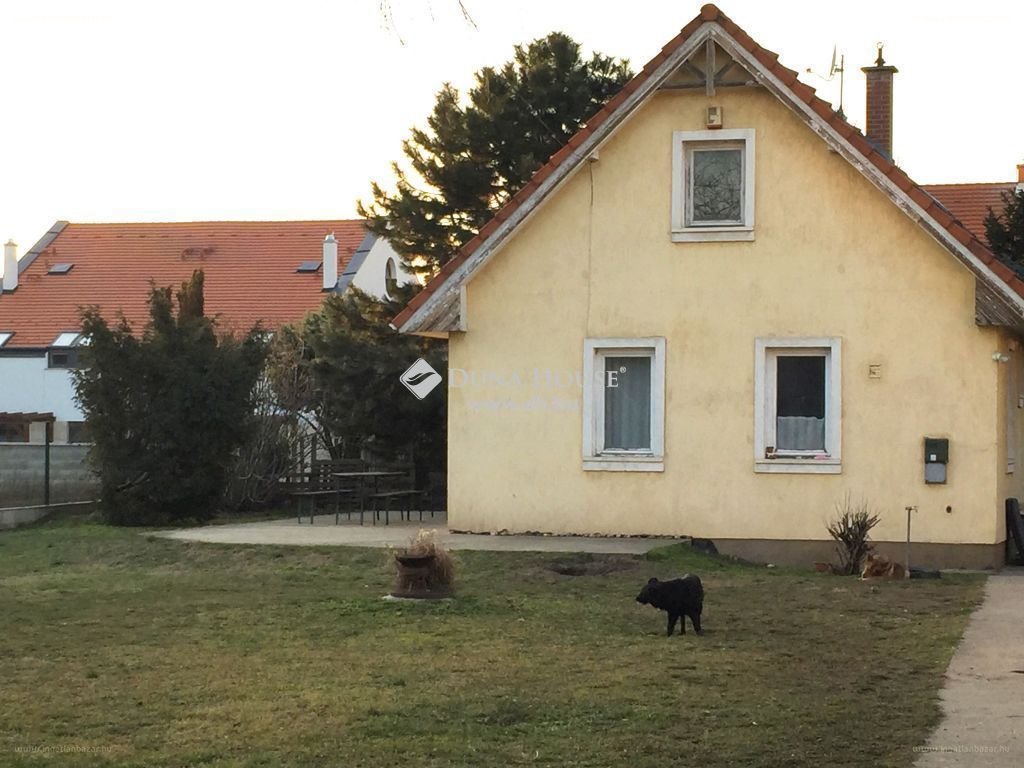 1 bed · 74m² · Családi ház · 145.000.000 ft