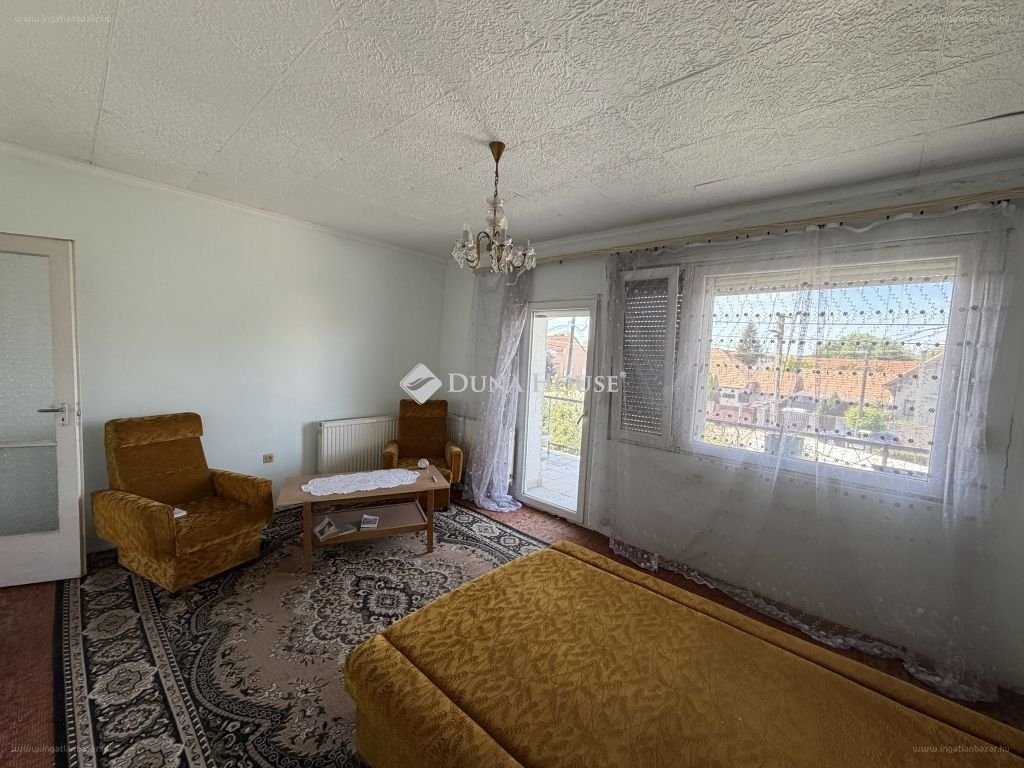 5 bed · 170m² · Családi ház · 84.900.000 ft