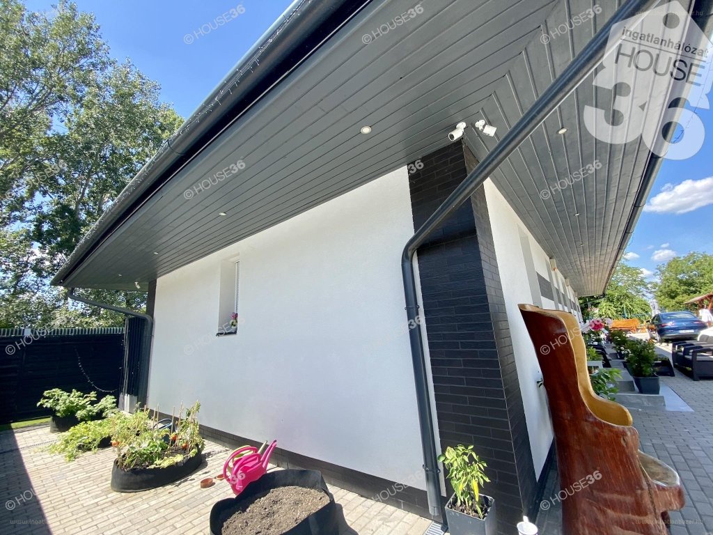 8 bed · 134m² · Családi ház · 255.000.000 ft