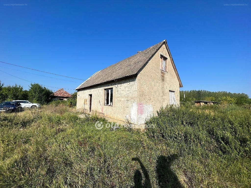 Ház · 3 hálószoba · 100 m² · 1.500.000 Ft