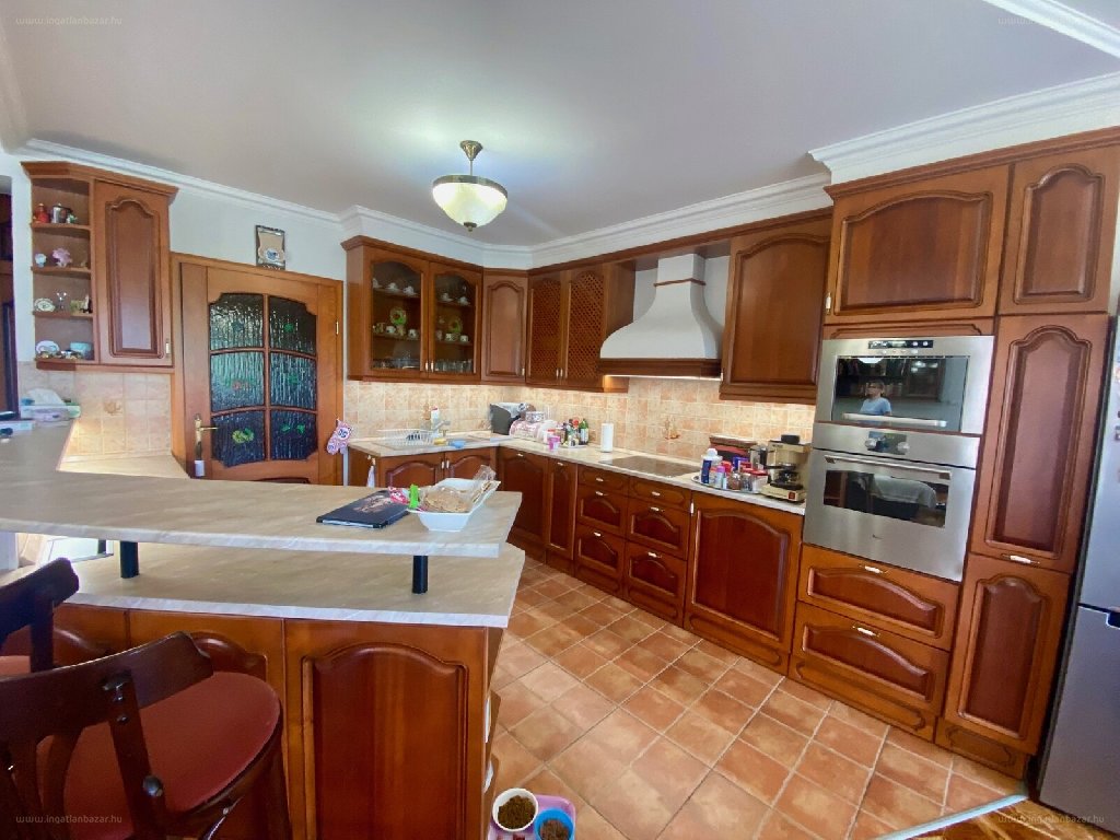 5 bed · 201m² · Családi ház · 185.000.000 ft