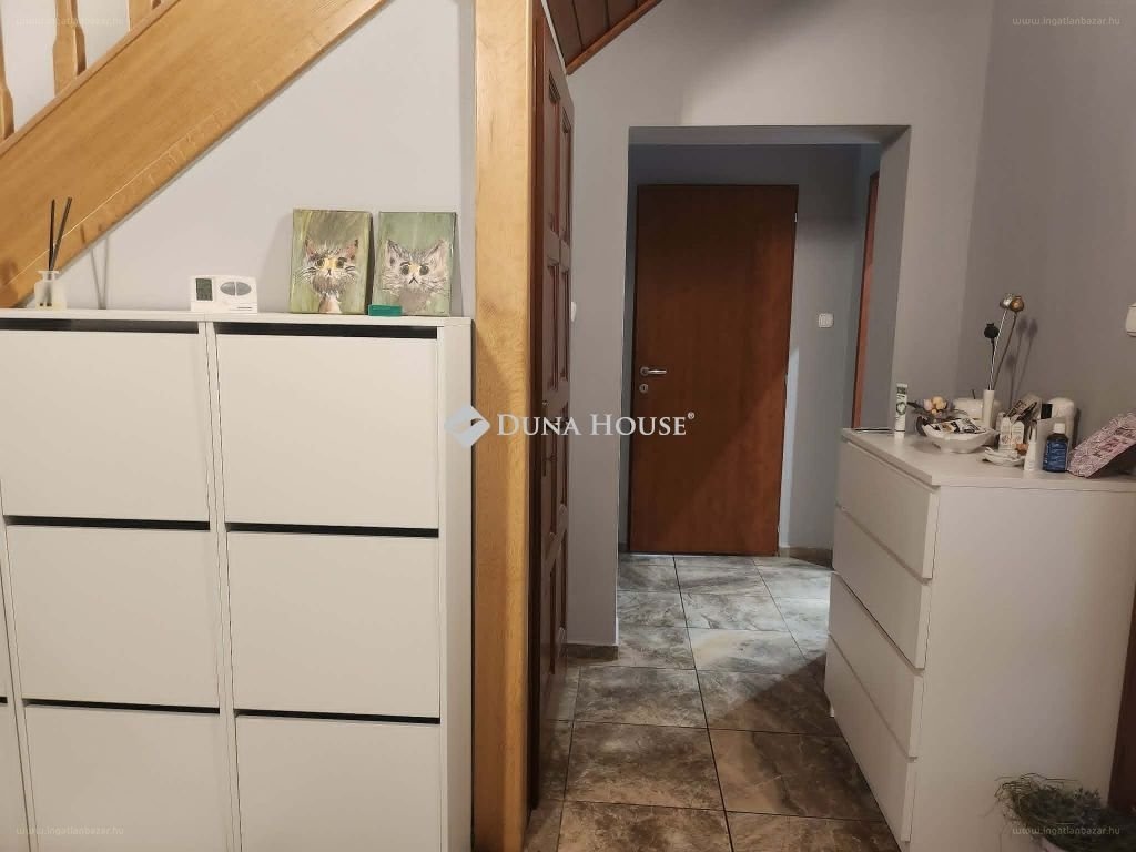 6 bed · 240m² · Ház · 120.000.000 ft