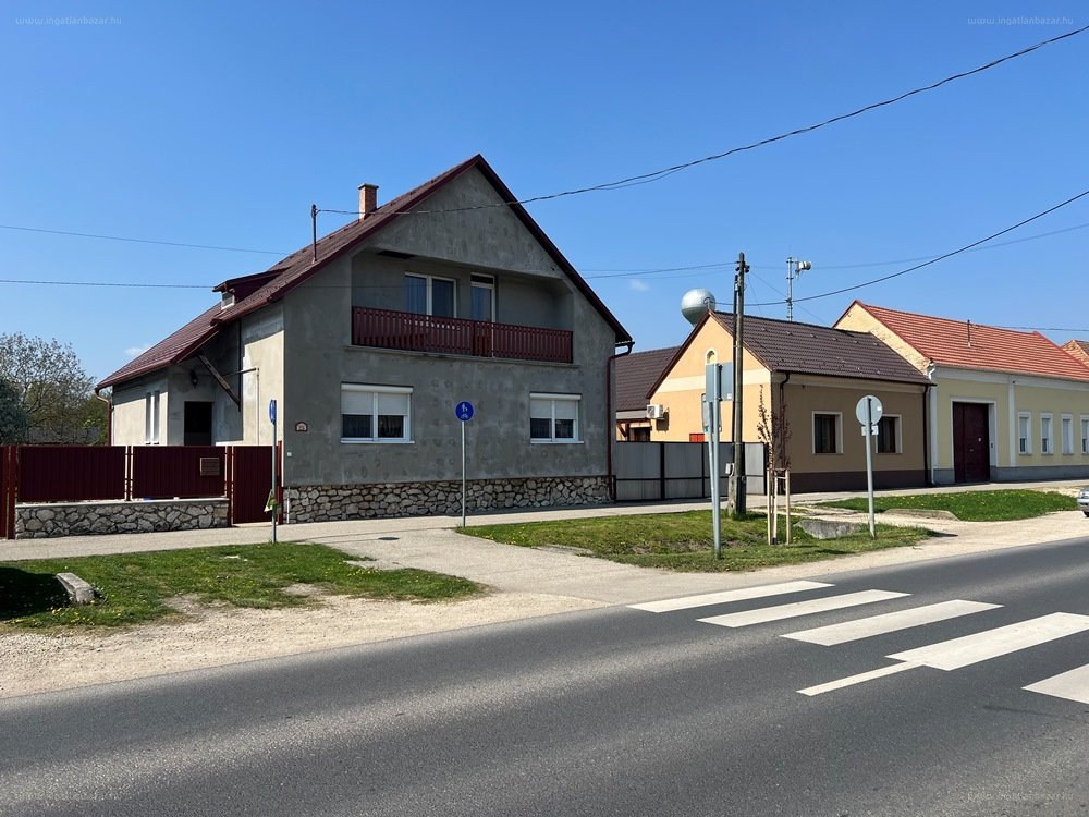 6 bed · 207m² · Családi ház · 63.900.000 ft
