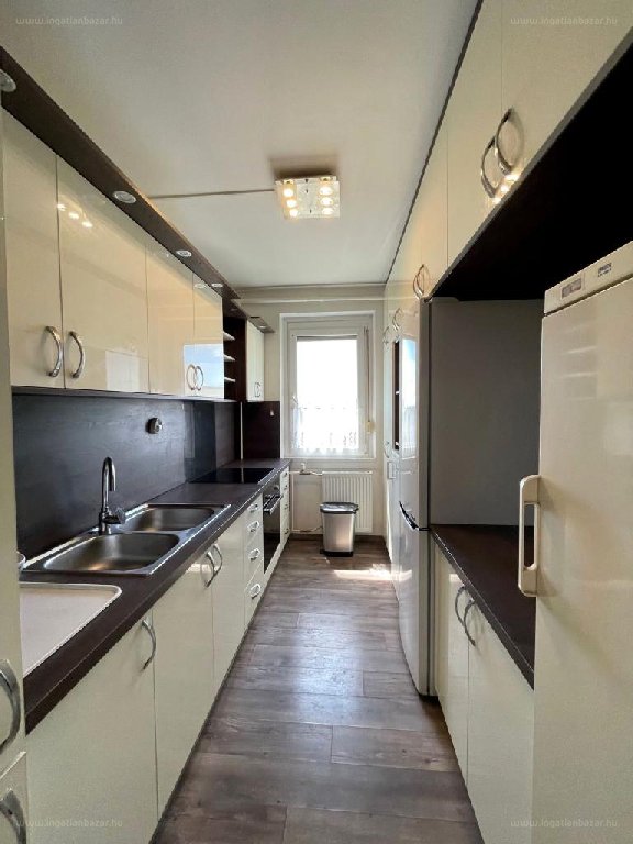 3 bed · 67m² · Lakás · 73.500.000 ft