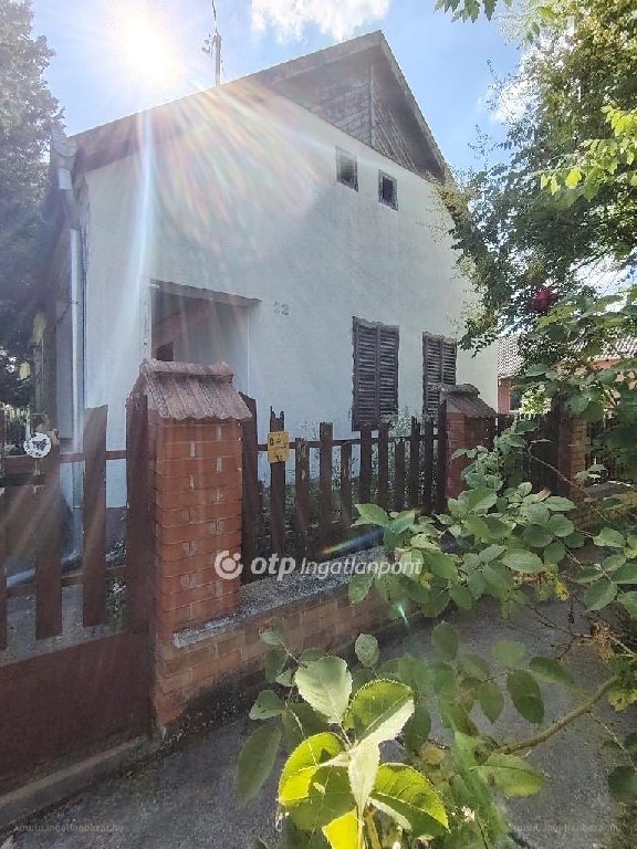 4 bed · 110m² · Családi ház · 19.900.000 ft